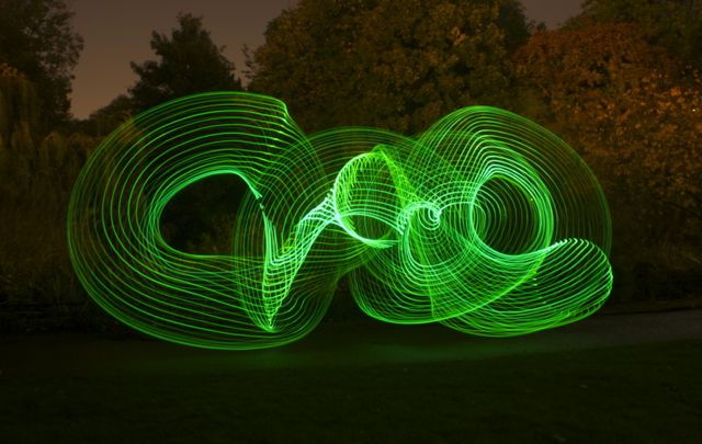 green swirly light thing